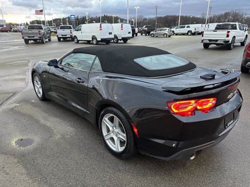 Used 2023 Chevrolet Camaro LT image 3