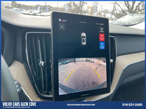 Used 2026 Volvo XC60 B5 Core w/ Climate Package PRO image 28
