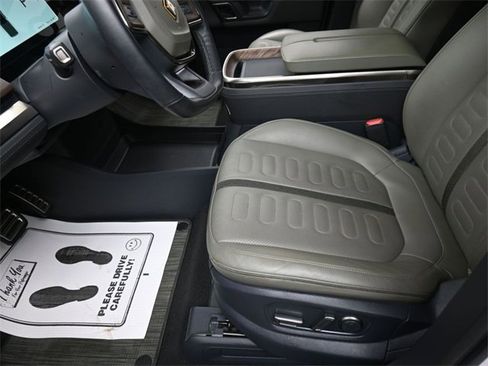 Used 2022 Rivian R1T Launch Edition image 15