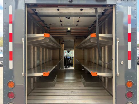 Used 2021 Ford Transit 350 DRW image 6