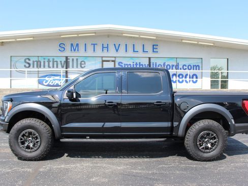 Used 2022 Ford F150 Raptor w/ Raptor 37 Performance Package AWD/4WD image 3