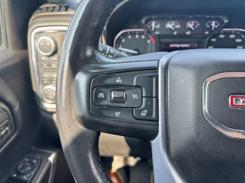 Used 2019 GMC Sierra 1500 SLT w/ SLT Premium Package AWD/4WD image 18