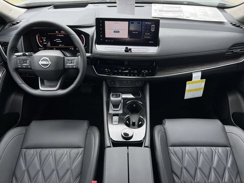 New 2026 Nissan Rogue Platinum w/ Platinum Premium Package AWD/4WD image 8