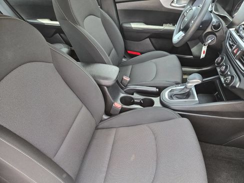 Certified 2024 Kia Forte LXS FWD image 19
