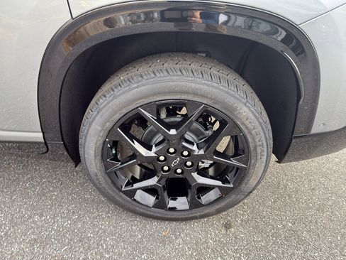 New 2026 Chevrolet Traverse RS image 23
