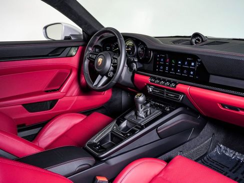 Certified 2024 Porsche 911 GT3 image 15