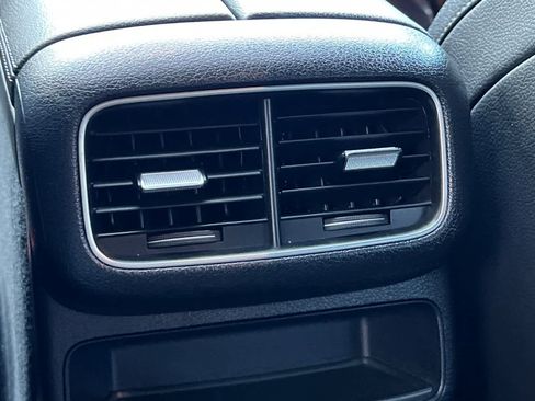 Used 2022 Mercedes-Benz GLE 350 w/ Premium Package image 15