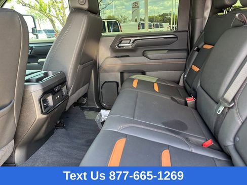 Used 2025 GMC Sierra 2500 AT4 AWD/4WD image 24