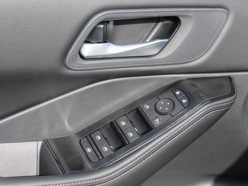 New 2026 Nissan Rogue SV image 11