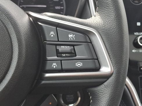 Certified 2025 Subaru Outback Limited AWD/4WD image 22