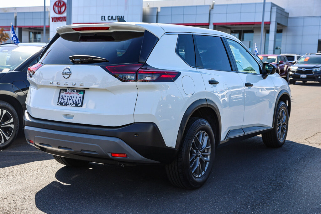 Used 2023 Nissan Rogue S FWD image 23