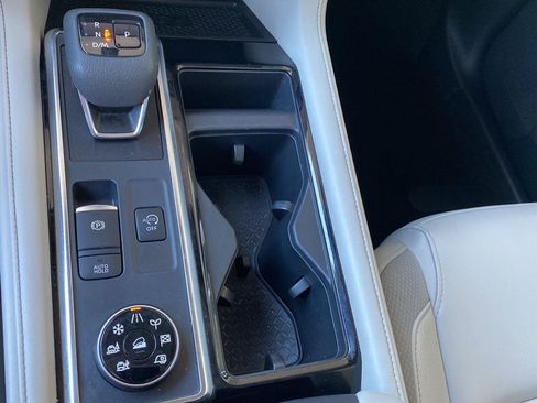 Certified 2023 Nissan Pathfinder SL w/ SL Premium Package AWD/4WD image 34
