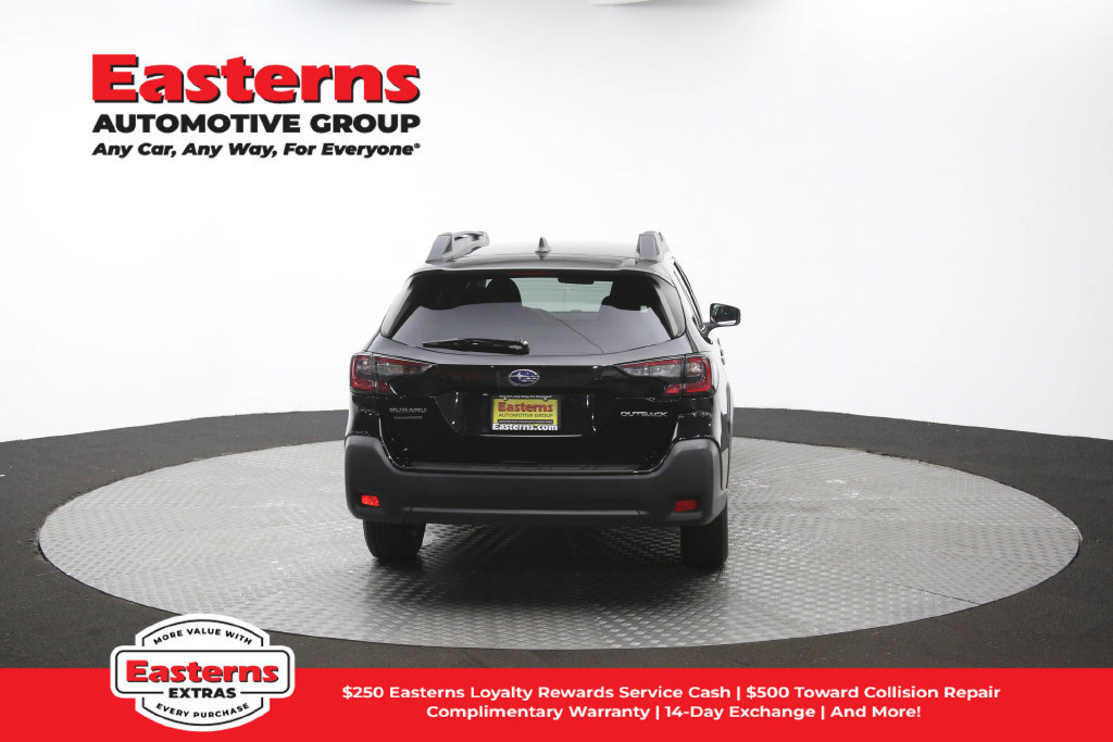 Used 2023 Subaru Outback Premium AWD/4WD image 36