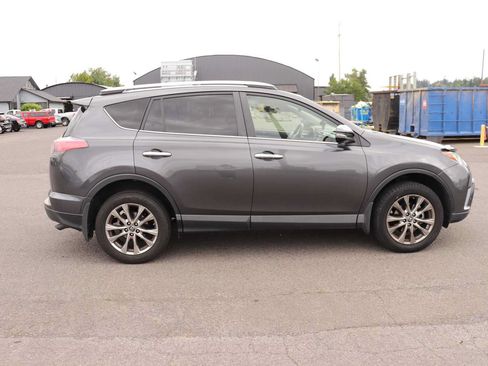 Used 2016 Toyota RAV4 Limited AWD/4WD image 4