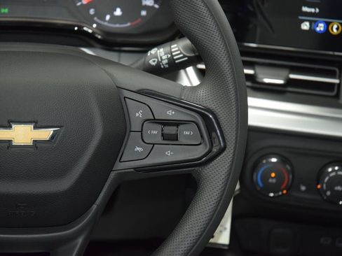 New 2026 Chevrolet Trax LS FWD image 32