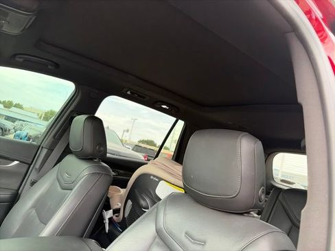 Used 2020 Cadillac XT6 Sport AWD/4WD image 14