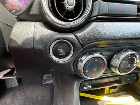 Used 2019 MAZDA MX-5 Miata RF Grand Touring RWD image 8
