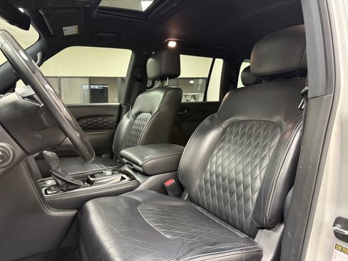 Used 2023 INFINITI QX80 Sensory w/ All-Season Package RWD image 13