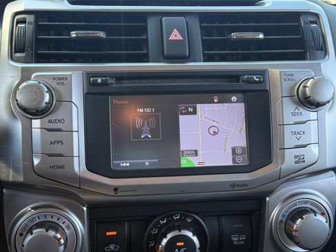 Used 2015 Toyota 4Runner SR5 AWD/4WD image 26