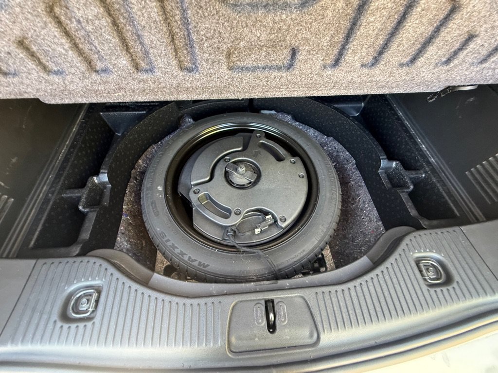 Used 2014 Buick Encore FWD image 17