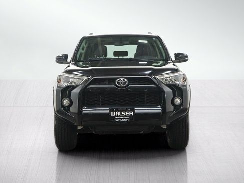 Used 2018 Toyota 4Runner SR5 Premium AWD/4WD image 8