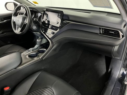 Used 2024 Toyota Camry SE image 24