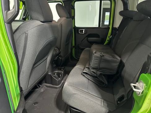 New 2025 Jeep Gladiator Willys image 4