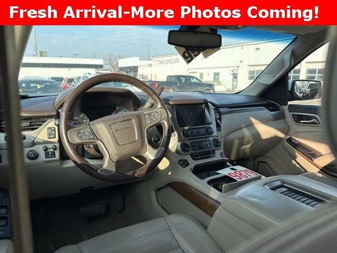 Used 2020 GMC Yukon XL Denali w/ Open Road Package image 7