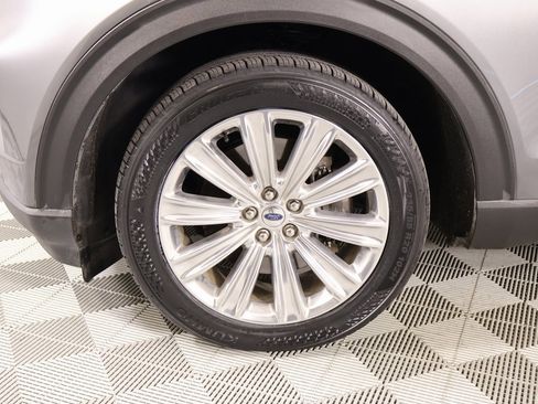 Used 2021 Ford Explorer Limited w/ Hybrid Equipment Group 310A image 19