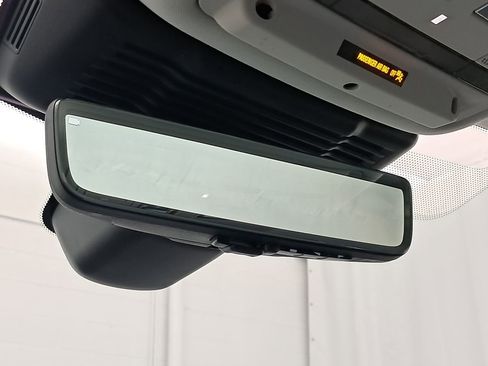 Used 2021 Land Rover Range Rover Evoque SE image 44