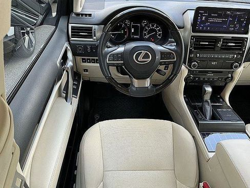 Used 2023 Lexus GX 460 Premium AWD/4WD image 5