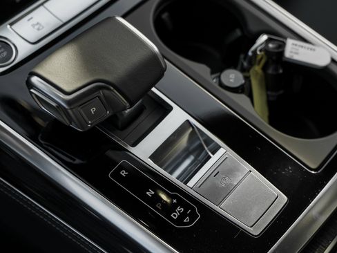 New 2026 Audi Q8 Premium Plus image 11