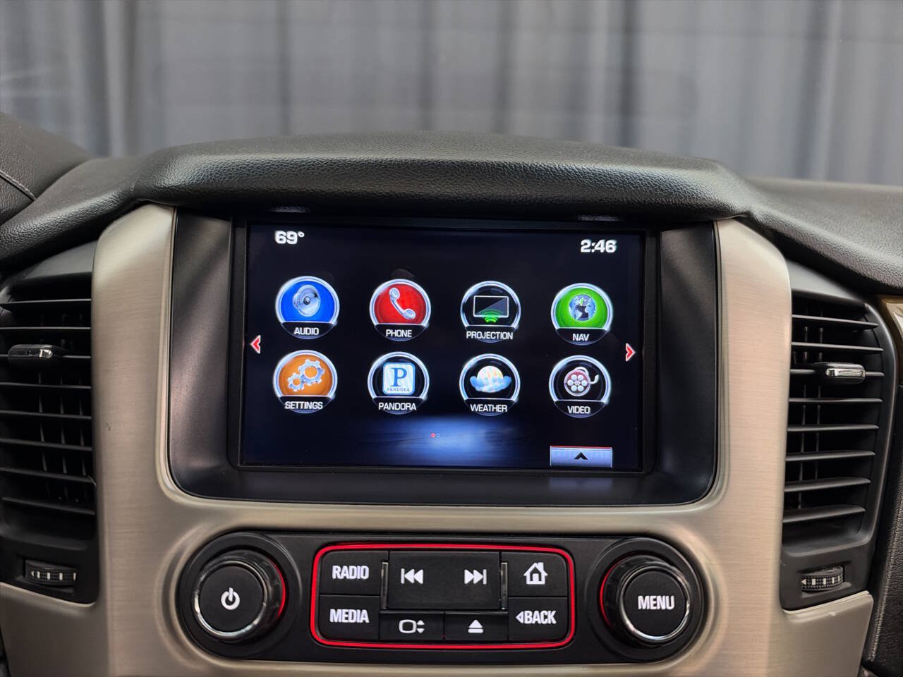 Used 2016 GMC Yukon XL Denali w/ Open Road Package AWD/4WD image 14