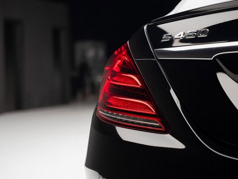 Used 2020 Mercedes-Benz S 450 Sedan image 26