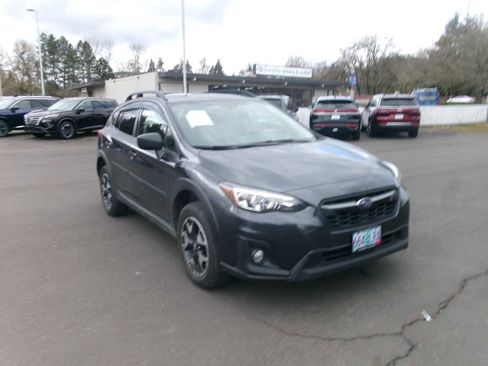 Used 2019 Subaru Crosstrek 2.0i w/ Eyesight System image 7