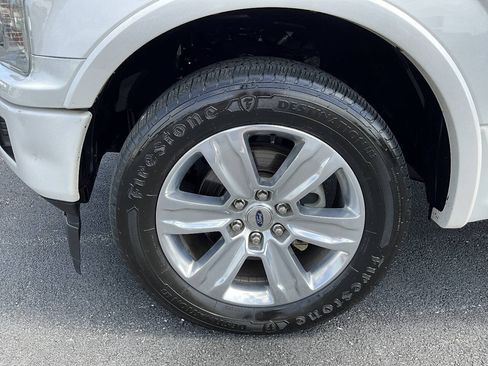 Used 2018 Ford F150 Platinum w/ Trailer Tow Package RWD image 17