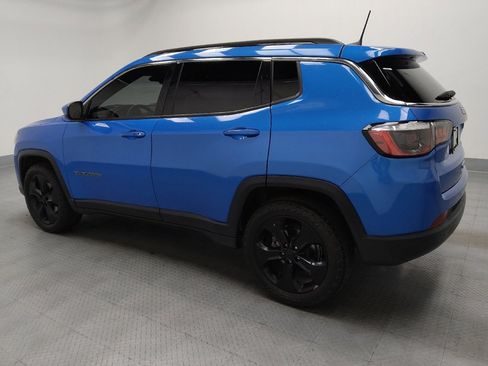 Used 2017 Jeep Compass Latitude w/ Popular Equipment Group image 3