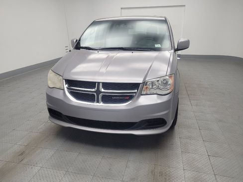 Used 2016 Dodge Grand Caravan SE FWD image 15