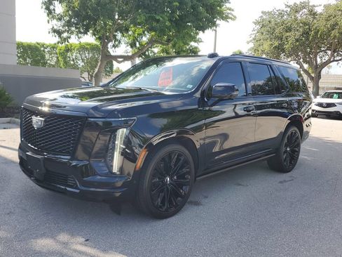 Used 2025 Cadillac Escalade Sport Platinum AWD/4WD image 8