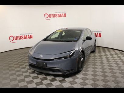 Used 2025 Toyota Prius LE
