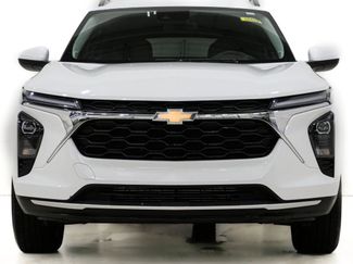 Used 2025 Chevrolet Trax LT video 2