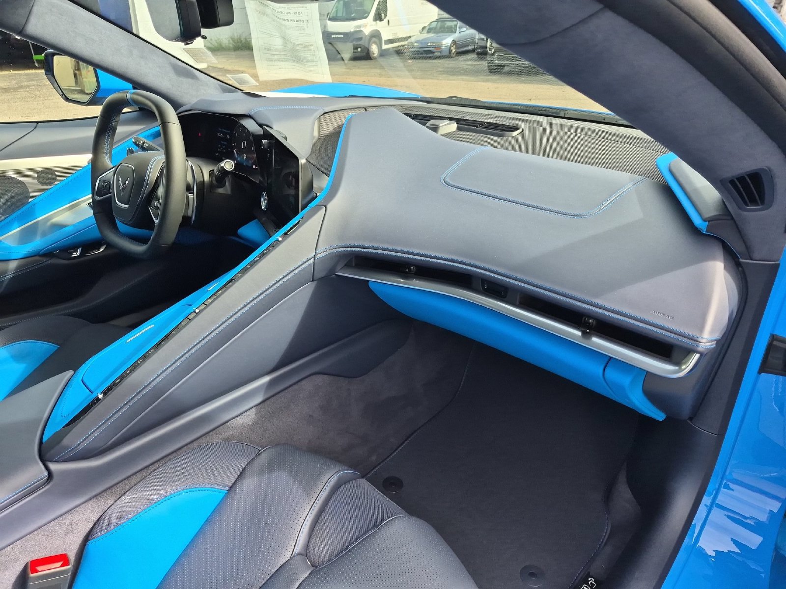 Used 2024 Chevrolet Corvette Stingray Premium Cpe RWD image 30