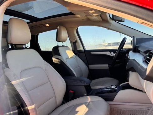 Used 2020 Ford Escape SEL image 21