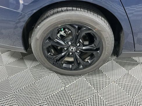 Used 2025 Honda Accord SE image 28