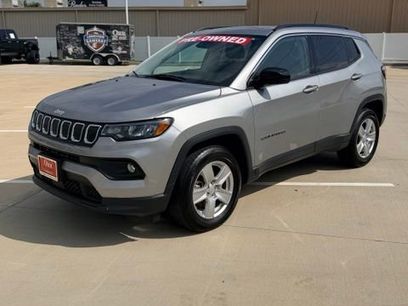 Used 2022 Jeep Compass Latitude w/ Sun and Sound Group