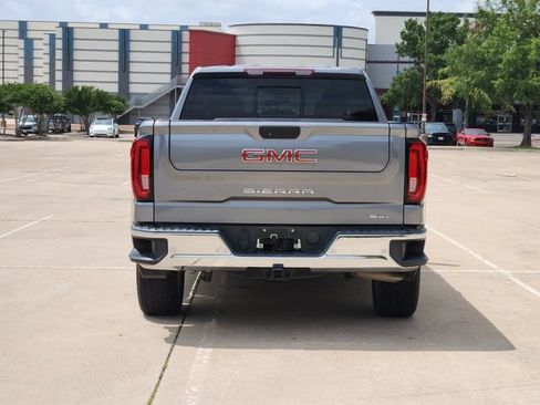 Used 2020 GMC Sierra 1500 SLT RWD image 6
