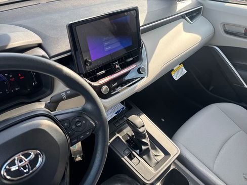 New 2026 Toyota Corolla Cross L image 23