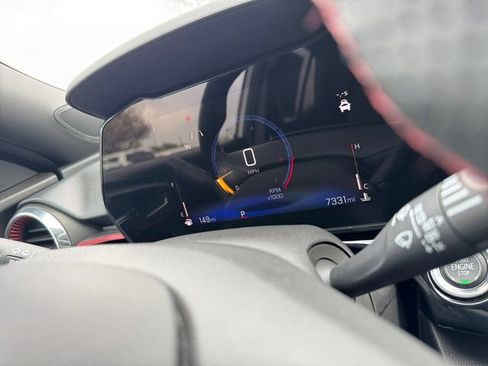 Certified 2025 Chevrolet Trax RS image 12