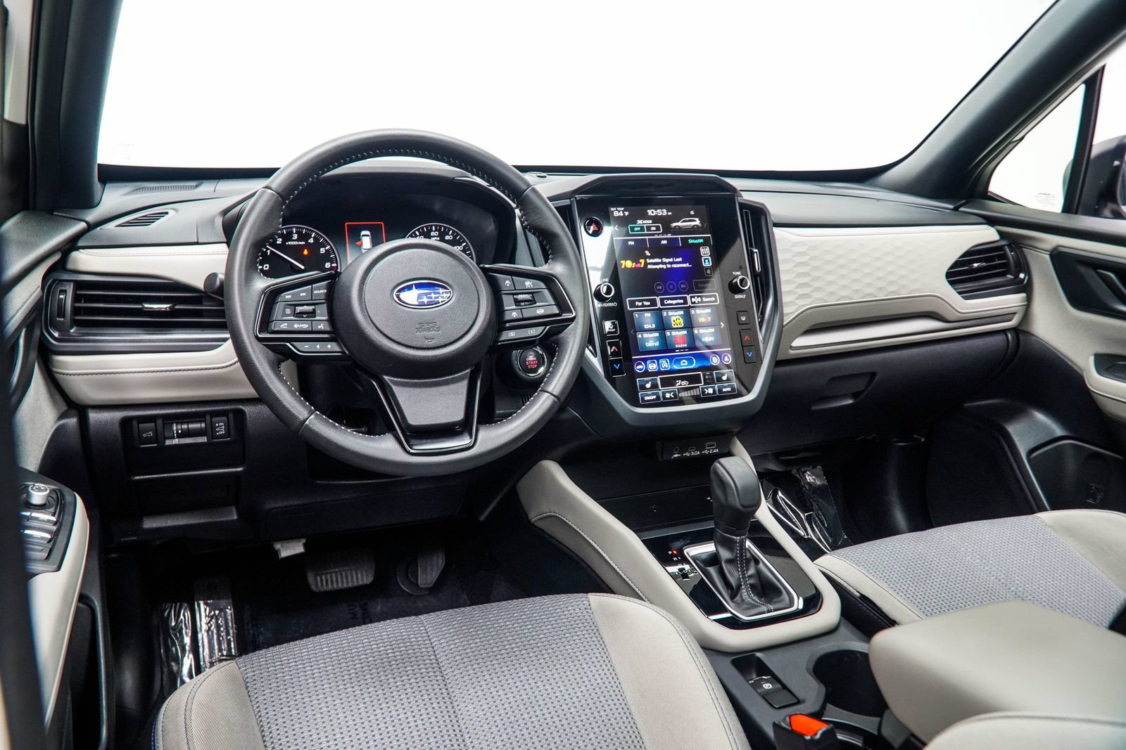 Used 2025 Subaru Forester Premium AWD/4WD image 18