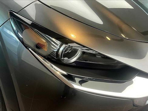 Used 2023 MAZDA CX-30 AWD 2.5 S w/ Premium Package image 26